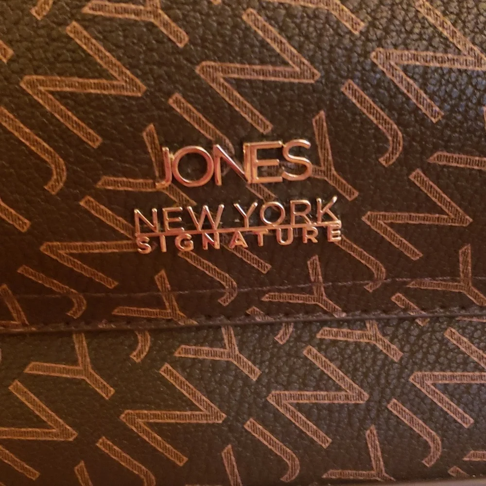 Jones New York Evalina Tote Bag - Picture 9 of 10
